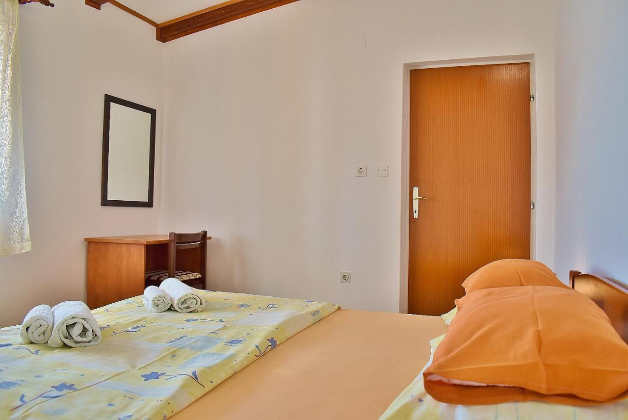 Feniks Apartmani Лопар Екстериор снимка
