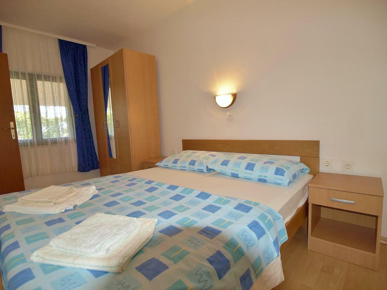 Feniks Apartmani Лопар Екстериор снимка