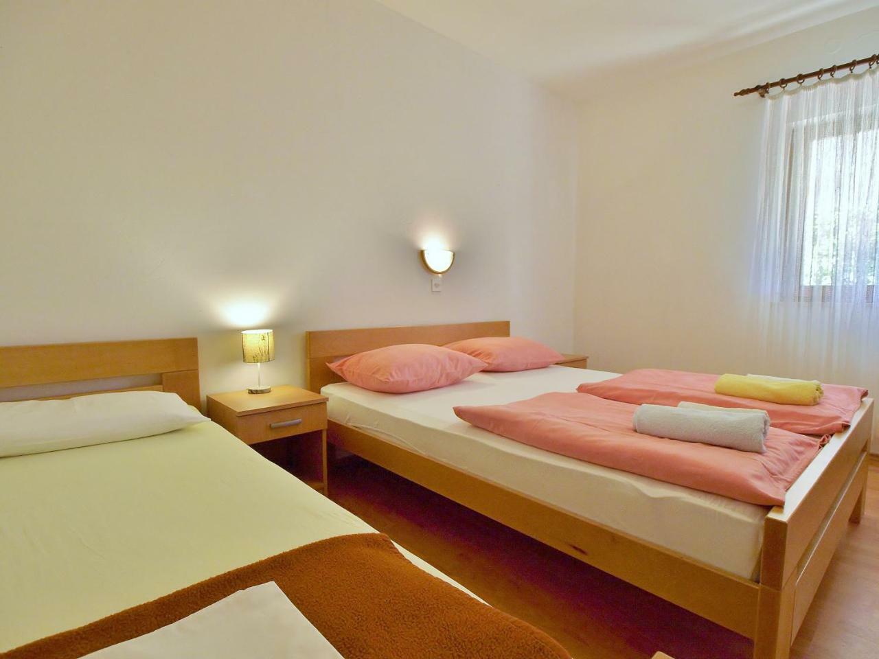 Feniks Apartmani Лопар Екстериор снимка